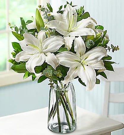 White Lilly Bouquet for Sympathy